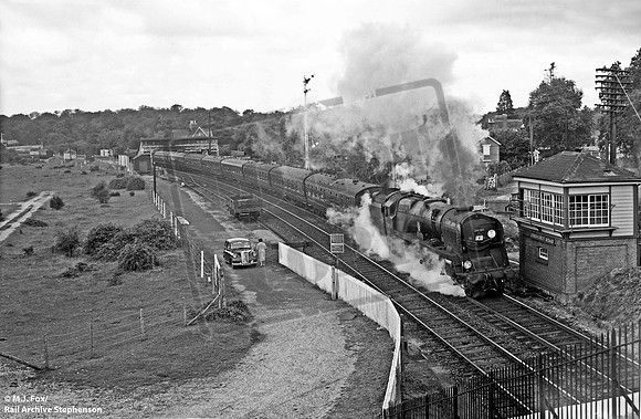 34004 1962-08-25 Lyndhurst Road