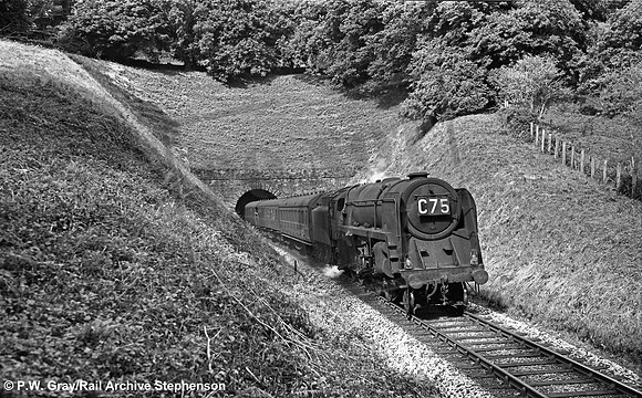 92216 1960-08-27 Galmpton Tunnel
