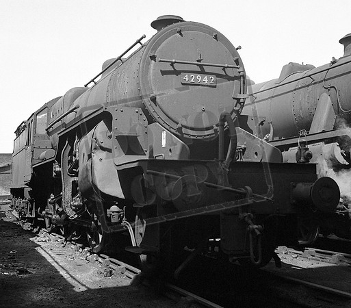 42942 1966-05-15 Warrington