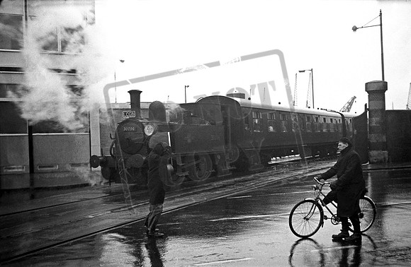 30096 1963-03-09 Southampton Docks