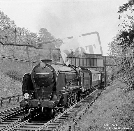 30907 1957-04-22 Hildenborough