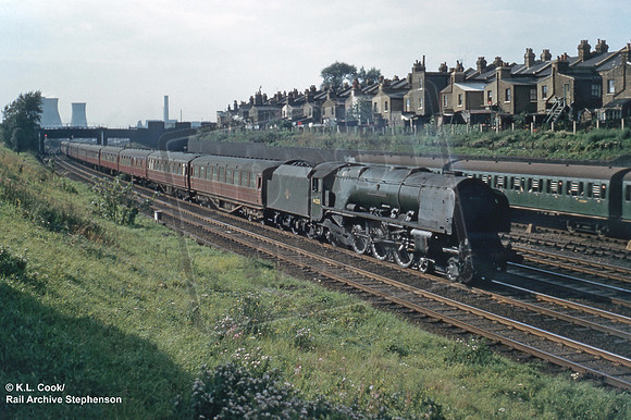 46235 1961-09-09 Kensal Green