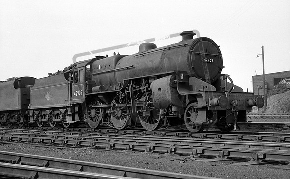 42909 1964c Ayr shed