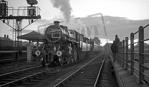 43000 1966-10-02 Morpeth