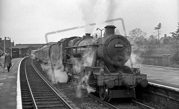 6994 1964-04-25 Ruabon
