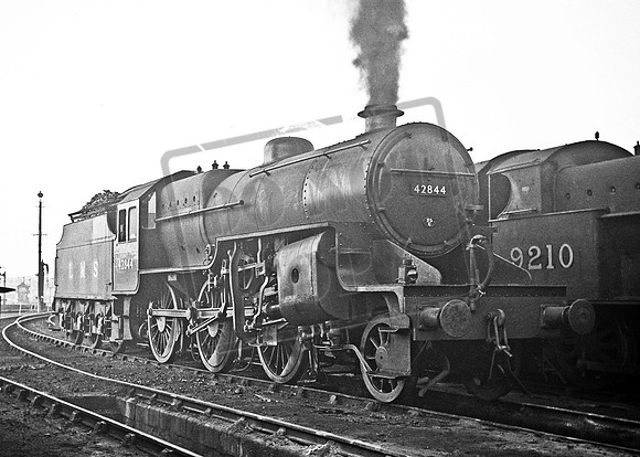 42844 1948 Farnley Junction