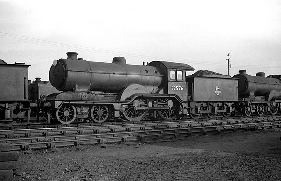 62576 1950s Stratford shed