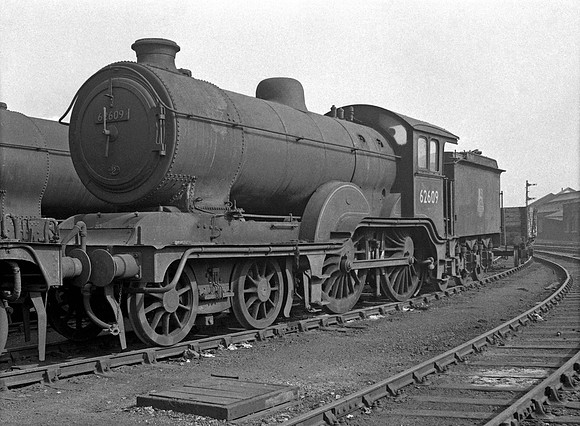62609 1957-04-14 Stratford