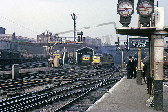D9009 1965-04-05 Kings Cross