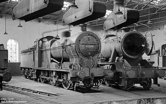 43928 1958-05-18 Wellingborough shed