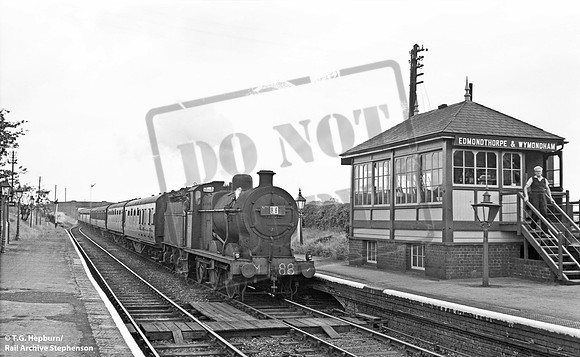 43937 1958-08-16 Edmondthorpe and Wymondham