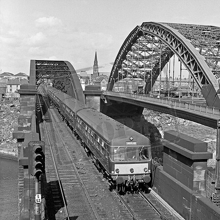 DMU NE50174 1967-08-29 Monkwearmouth