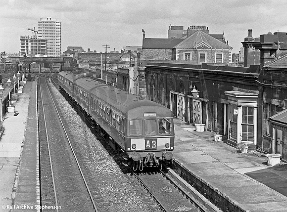DMU NE51437 1960s Monkwearmouth