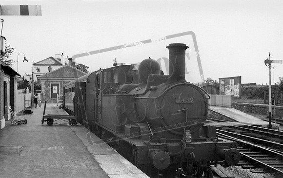 1439 1956c Churston