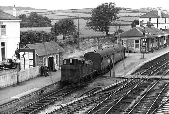 1466 1950s Churston In the Brixham bay
