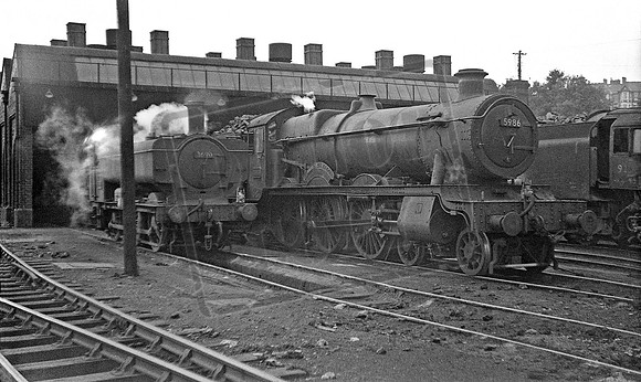 5986 1960s Barry shed