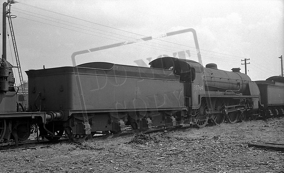 30764 1961-05-17 Eastleigh