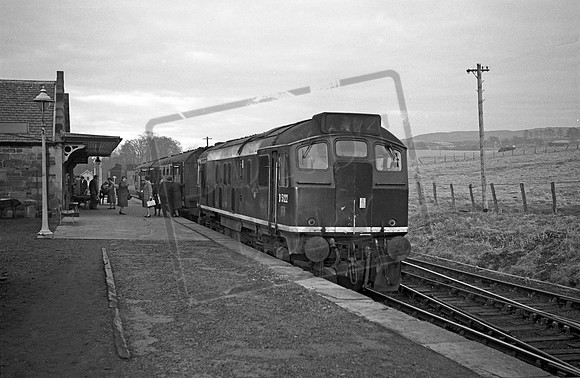 D5122 1964-03-07 Aberfeldy