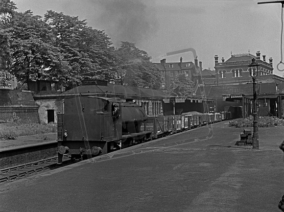 Rail-Online | J94 0-6-0ST | 68075 1959-05-07 Canonbury