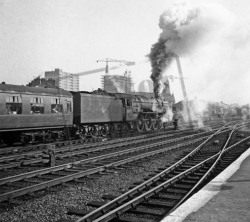 60155 1960s Doncaster station