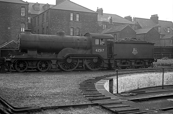 62517 1950s Yarmouth Beach shed