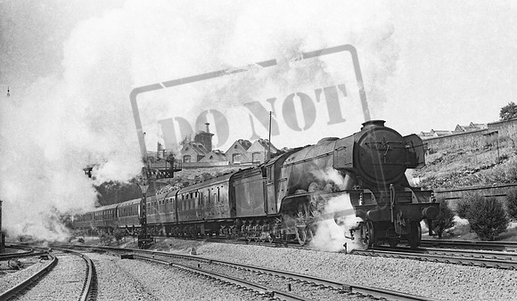 60061 1963-06-15 Holloway Bank