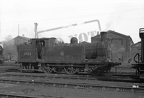 69133 1959 St Margarets shed