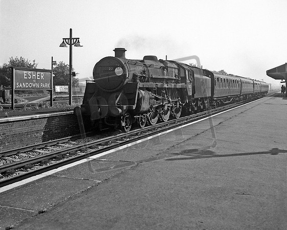 73022 1966c Esher