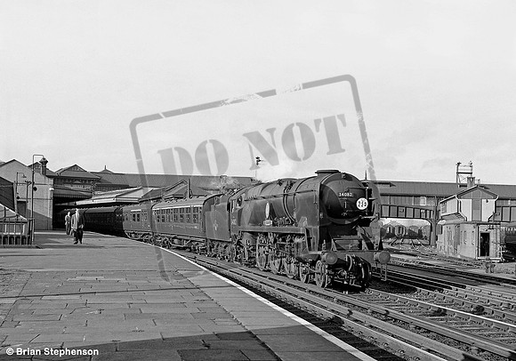 34082 1964-09-16 Clapham Junction