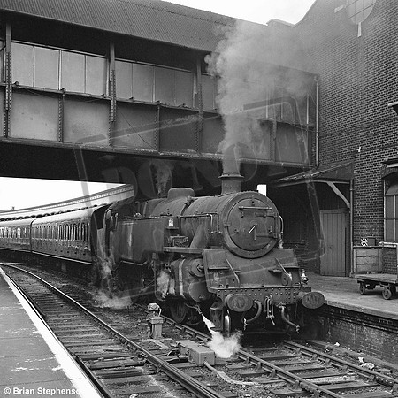 80015 1967-05-01 Clapham Junction