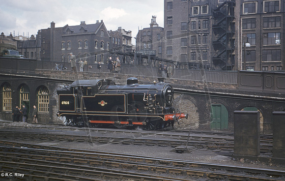 69614 1957-05-11 Liverpool Street