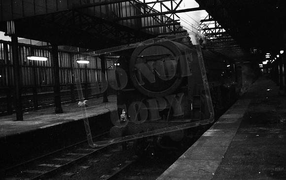 700xx 1966-04 Crewe-ROneg-1704-173