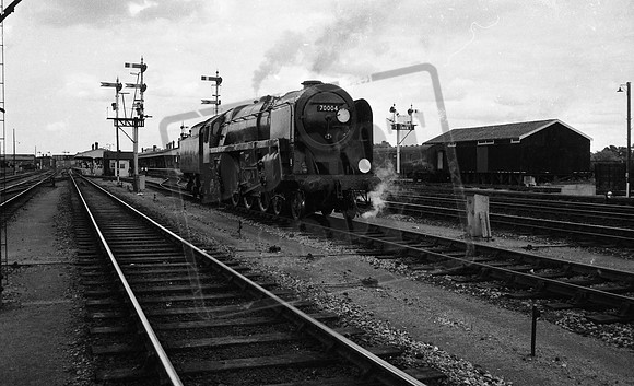 70004 1966-08-14 Westbury-ROneg-1704-245