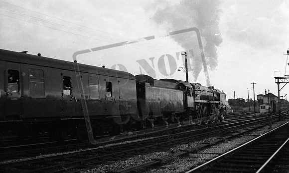 70004 1966-08-14 Westbury-ROneg-1704-261