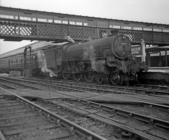 61028 1960s Lincoln Central