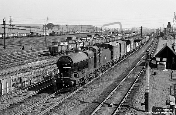 44145 1957-06-01 Toton