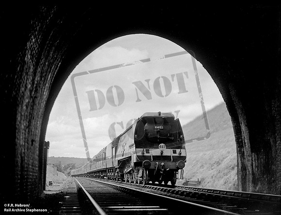 35022 1952 Honiton Tunnel
