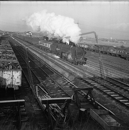 70023 1967-01-05 Farington-ROneg-1406-645