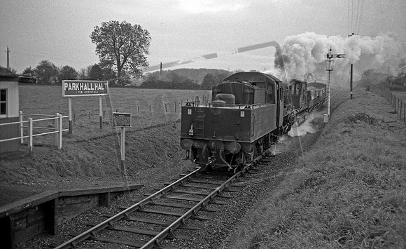 78xxx 1965 Park Hall Halt