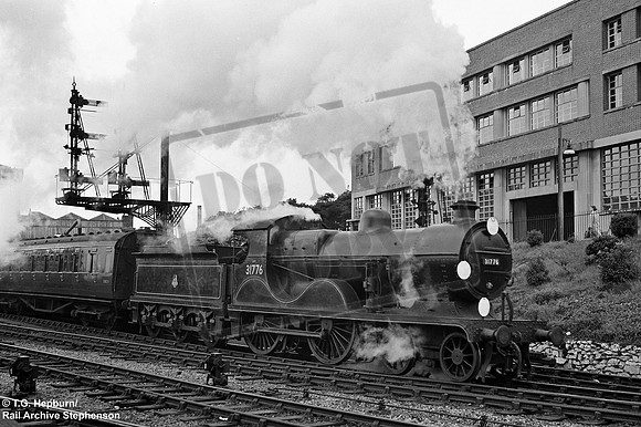 31776 1957 Bournemouth Central