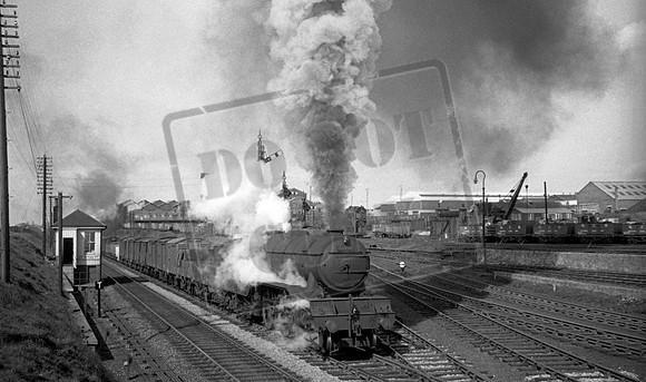 60836 1960-04-16 Lady Victoria Colliery Edinburgh