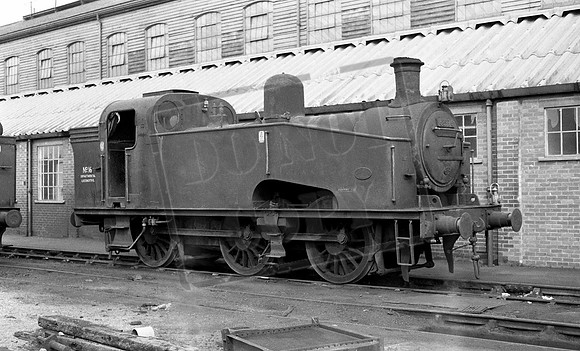 68976 Deptmental 16 1964c Doncaster Works