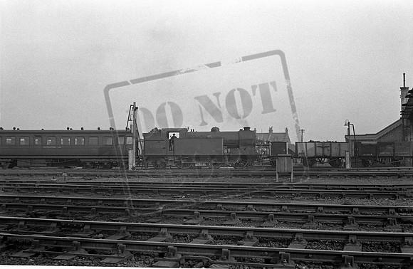 69554 1950s where Is It Hornsey?