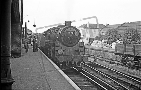 76054 1958-09-10 East Croydon