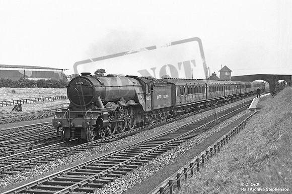 60073 1949c Beningbrough station