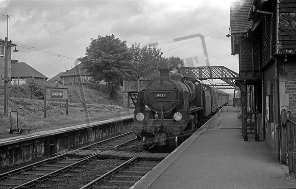 31639 1964 Shalford