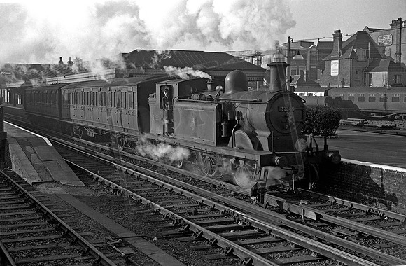 32380 1953-03 Hove
