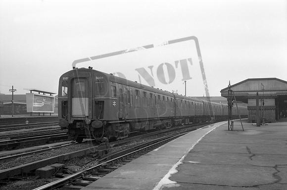 EMU 3001 1969c Clapham Junction