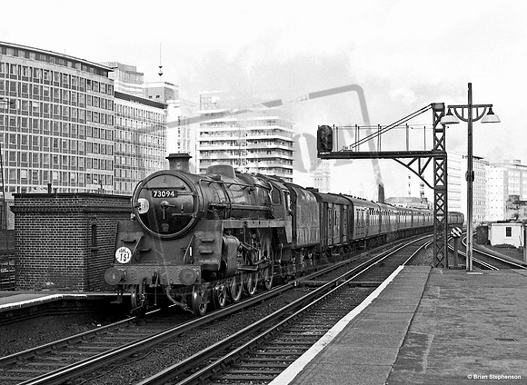 73094 1964-09-27 Vauxhall