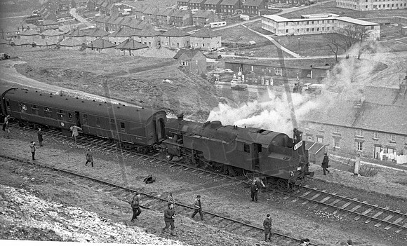 42079 1967-03-04 Harpur Hill